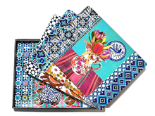 Load image into Gallery viewer, Placemat set Vases on Turquoise
