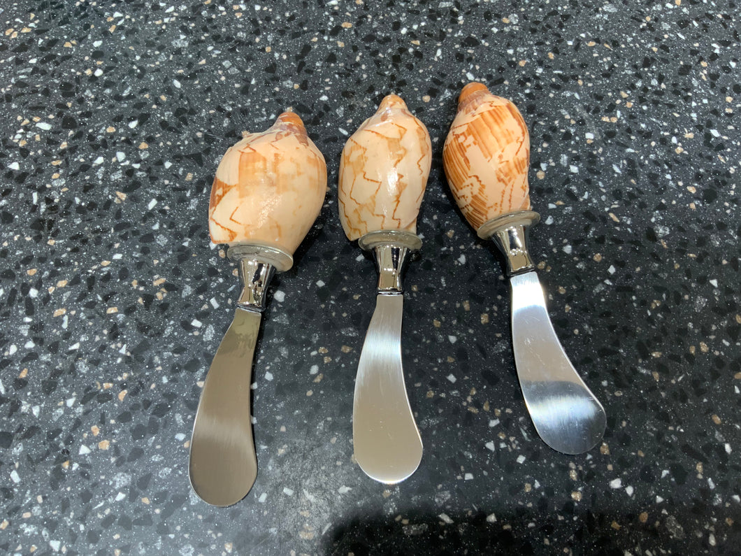 Sea shell spreader