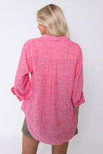 Load image into Gallery viewer, Raspberry Chambray Linen Shirt
